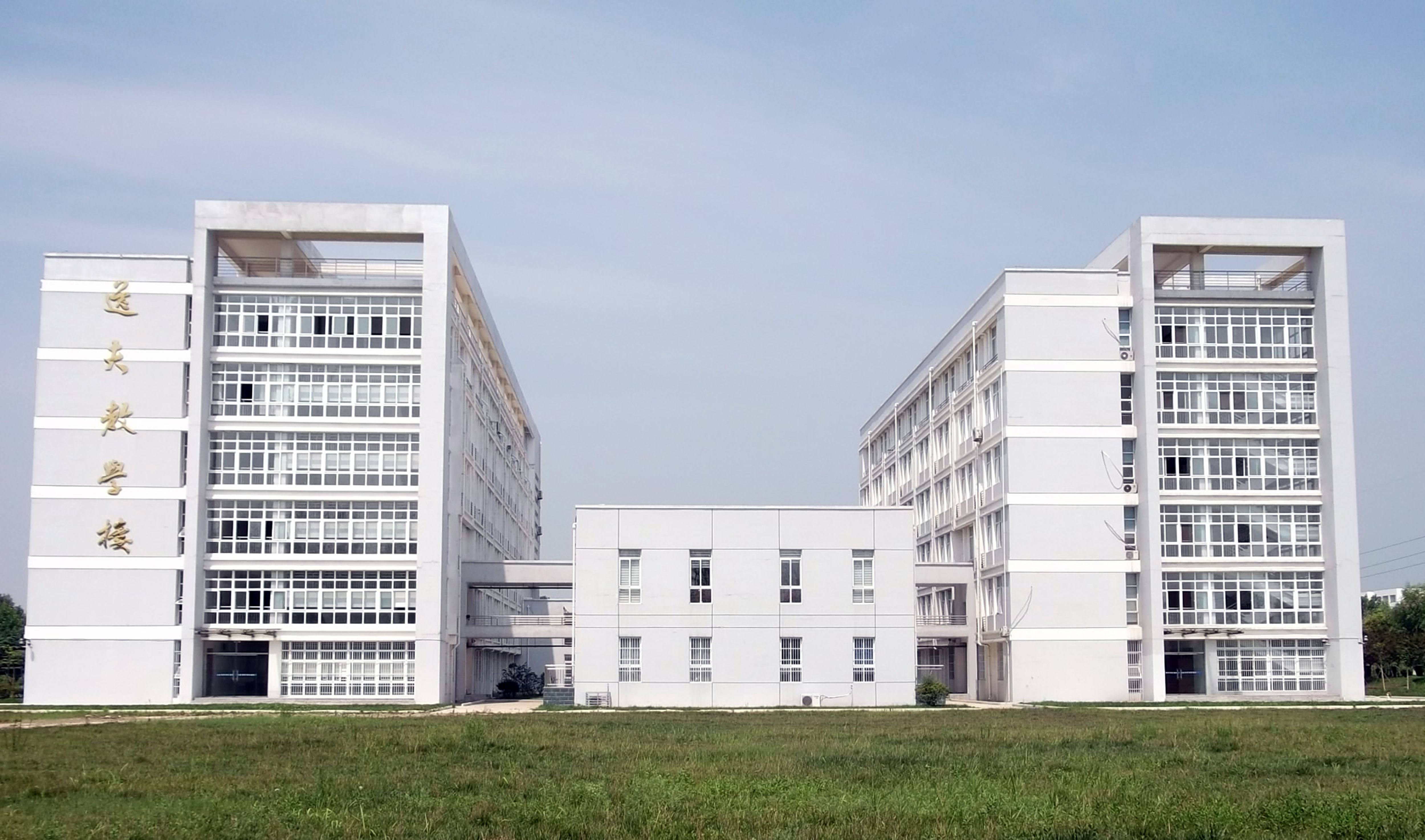 宿州學院逸夫教學樓.jpg